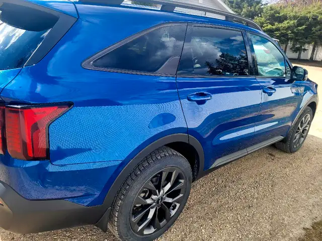Kia Sorento 2023 EX Turbo  in Cars & Trucks in St. Albert - Image 3
