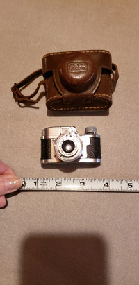 Rubix camera for 16 mm Film