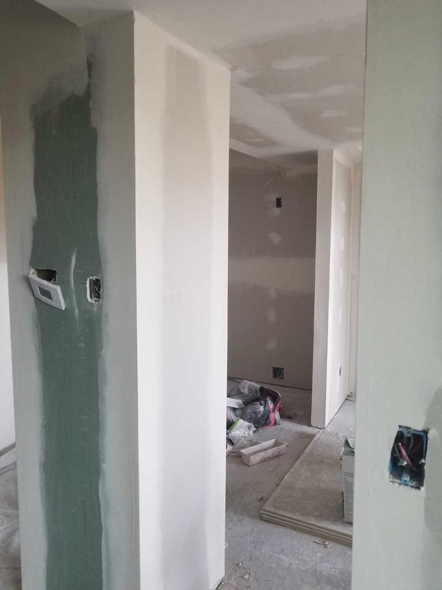 Muddy Services in Drywall & Stucco Removal in Edmonton - Image 3