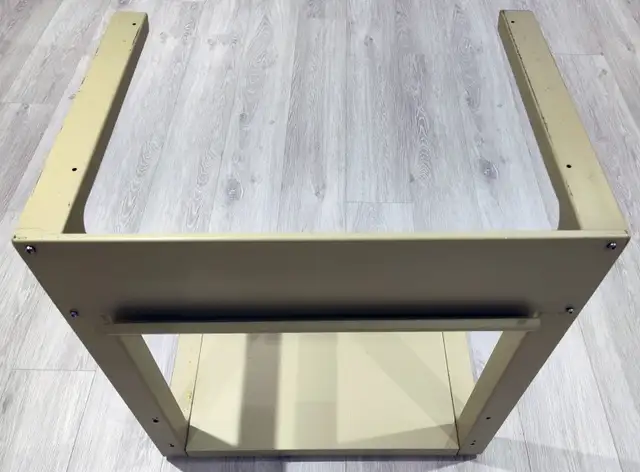 Small Work Table Base in Other Tables in Oakville / Halton Region - Image 4