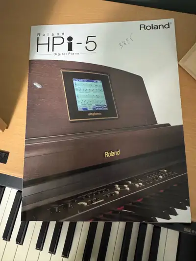 Roland HPi-5 Digital Piano, View more