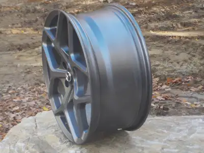 20 inch - 8 inch 2 3/4 bolt pattern - minor scratches