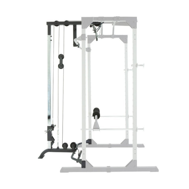 Fitness Reality XLT Squat Power Rack Lat Pulldown + Accessories in Exercise Equipment in City of Toronto - Image 3