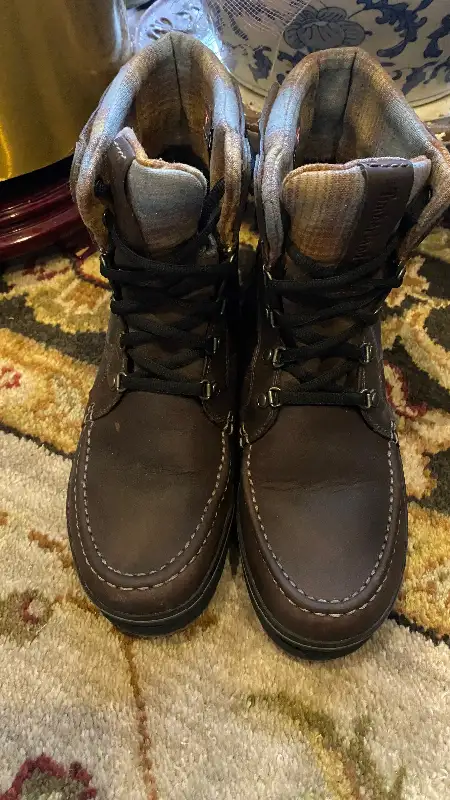 Timberland Boots in Men's Shoes in City of Toronto - Image 2