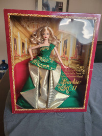 2011 Holiday Barbie - In Box - Never Opened