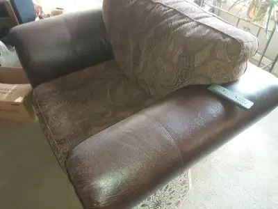 Divan a vendre, View more