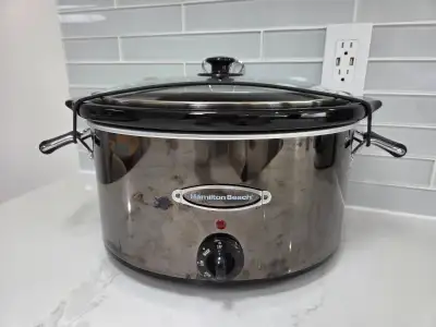 Slow cooker in excellent condition, View more