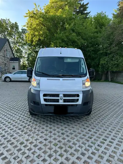 am selling my van because I’m change me business very well maintained ✅ Clean Carfax✅ sold by owner✅...