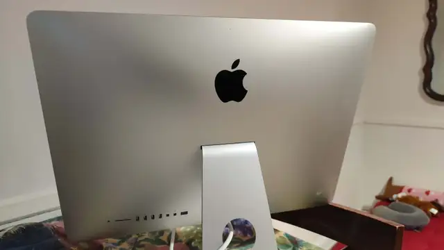 iMac (21,5" fin 2015) / iMac (21.5" late 2015) Prix Négociable in Desktop Computers in City of Montréal - Image 4