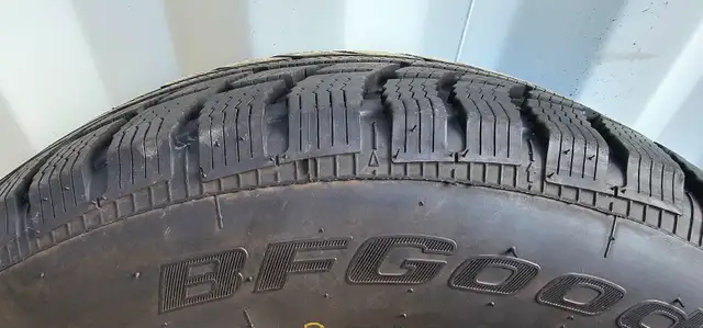 SUBARU SNOW TIRES ON ALUMINUM RIMS in Tires & Rims in Markham / York Region - Image 3