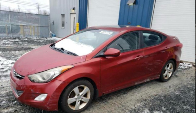  2013 Hyundai Elantra gls  in Cars & Trucks in Oakville / Halton Region