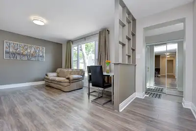 Want an excellent room in a calm & ALL-LADY home due to personal preference or religious needs? Larg...