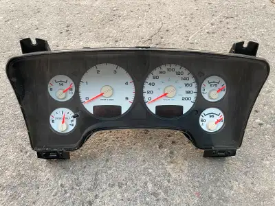 CLUSTER DODGE RAM 2500 3500 4500 5500 CUMMINS DIESEL 5.9L TRANSMISSION AUTOMATIQUE POUR LES ANNÉES 2...