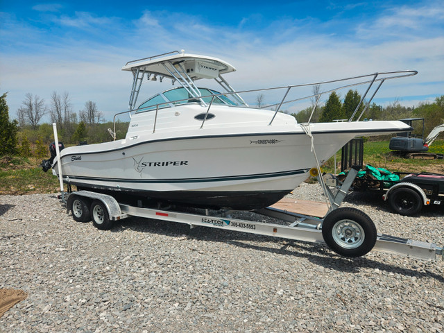 2000 Seaswirl Striper in Powerboats & Motorboats in Barrie