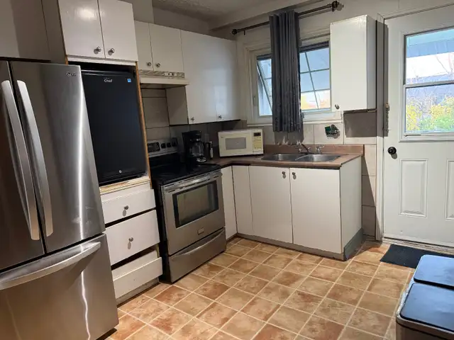 Chambre à louer dans un grand 5 et demi idéale pour étudiants in Room Rentals & Roommates in Longueuil / South Shore - Image 5