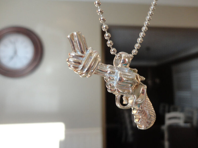 4 Brand New Pewter Twisted Barrel Pistol Necklaces -$2.75 each in Jewellery & Watches in Kitchener / Waterloo