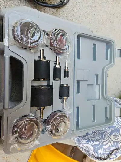 This is a used Mastercraft Rotary Tool Sanding/Grinding Set, perfect for various sanding and grindin...