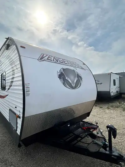 **JULY SUMMER SALE – 2016 FOREST RIVER VENGEANCE 31V TOY HAULER** Call or Text Brad Mander 78O-984-7...