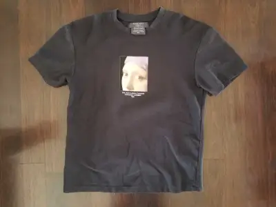 Girl with the pearl earring tshirt woman Size XS, View more