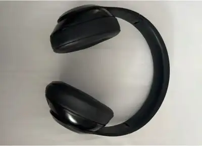 Beats wireless studio 3, View more