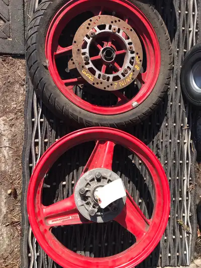 1987 Honda CBR600 Wheels Rims $105CAD set Buy Canadian. ❤️ Front rim and tire gouge see pics. Free d...