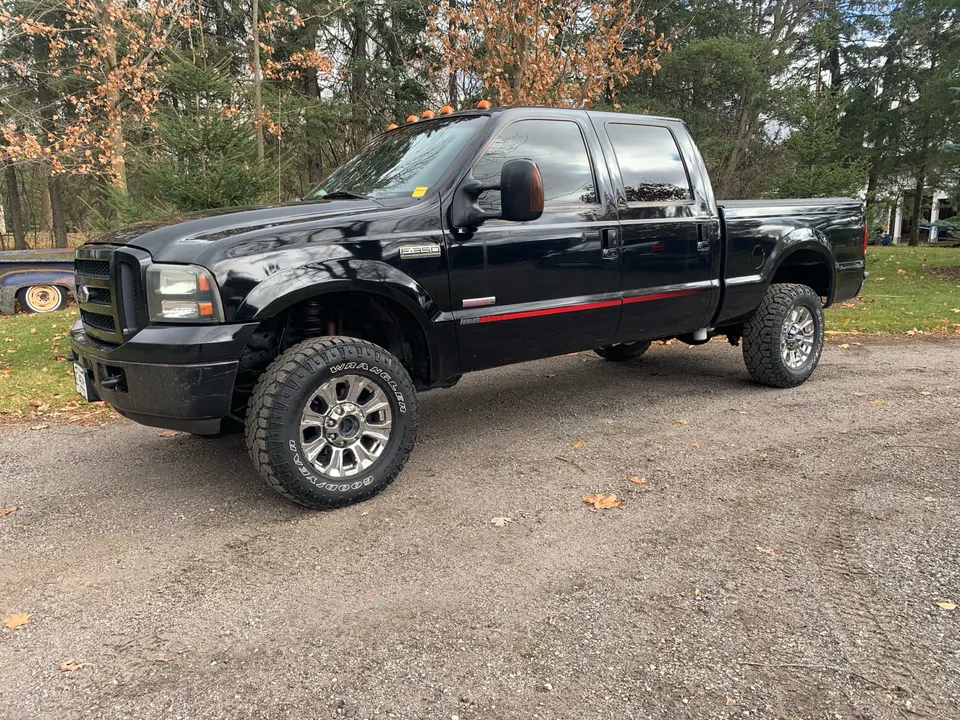 FORD F350 OUTLAW