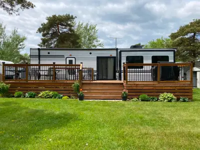 2016 40ft. Heartland Fairfield with 4 slides. Two bedroom with pullout sofa & upper bunk in spare be...