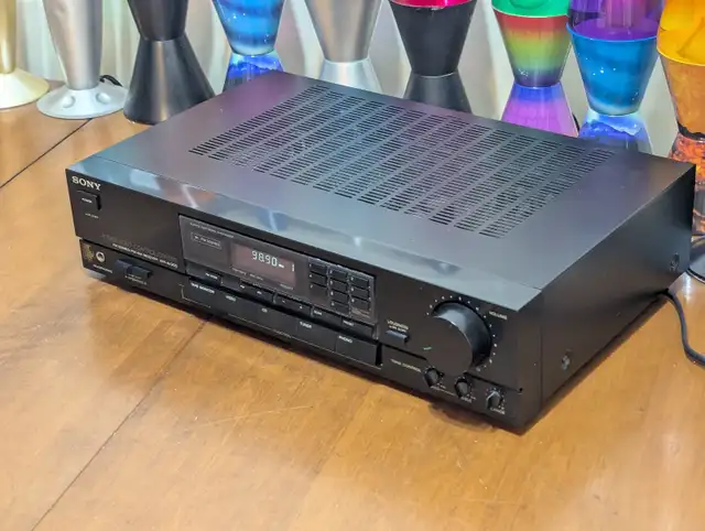 Amplifier / Receiver Sony STR-AV200 Audio / Video Control Center in Stereo Systems & Home Theatre in Red Deer - Image 8