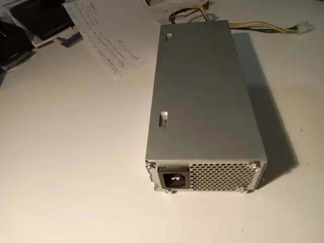 POWER SUPPLY LENOVO 180 W. in System Components in Longueuil / South Shore - Image 4