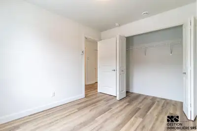 Appartement à louer situer à Saint-Apollinaire. a 15 minutes des ponts. École et parc à proximité. E...