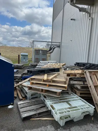 Free pallets, View more
