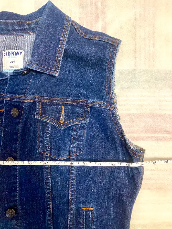 Denim vest jacket for girls with a custom made art in Kids & Youth in City of Toronto - Image 4