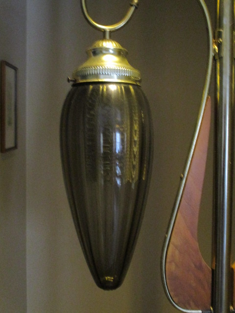 Stunning Mid Century Pole Lamp with Glass Tear Drop Shades in Arts & Collectibles in New Glasgow - Image 5
