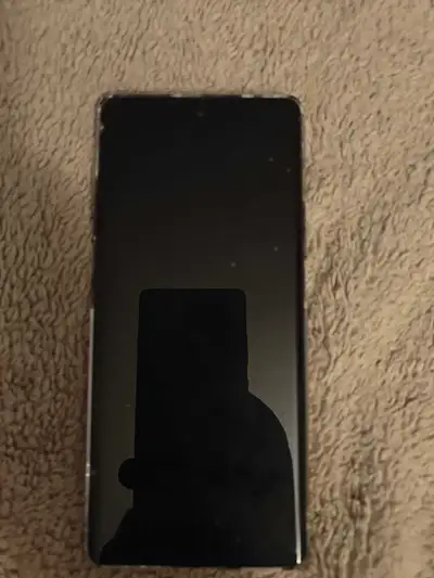 Up for sale is a used but basically new OnePlus ACE 2 I bought it and it was the Chinese version and...