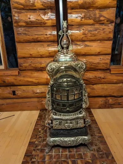 Antique Favorite model 915 Parlor stove, View more