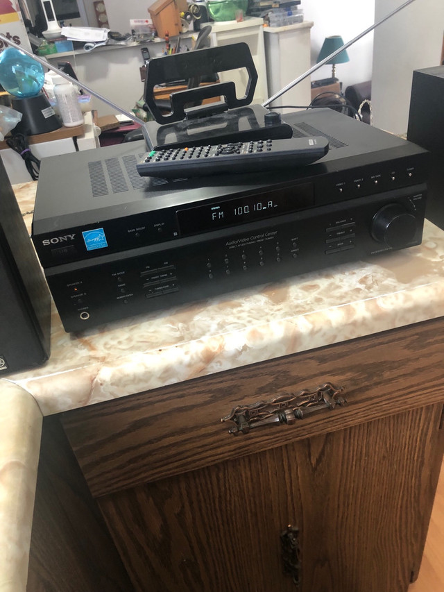 Sony STR-DE197 2.0 stereo receiver (with brand new remote)  in Speakers in Peterborough - Image 2