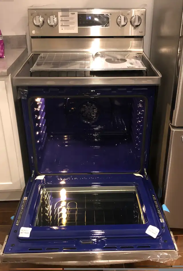 SOLD  PENDING PICK UP - LG Model: #LR-EL6323S Stove in Stoves, Ovens & Ranges in City of Halifax - Image 4