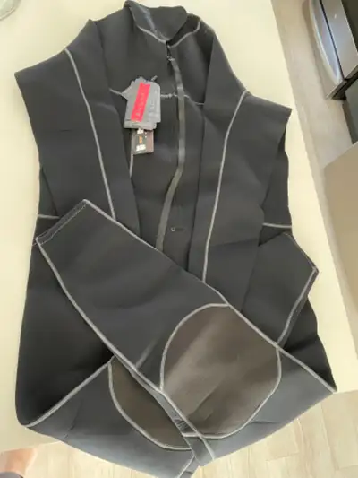 Hevto Mens Neoprene Wetsuit- 4XL- Brand New with Tags, View more