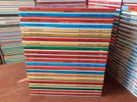 Tintin Bandes dessinées BD Lot de 2 collections complètes Lire**