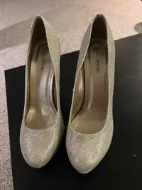 Gold heels size 9