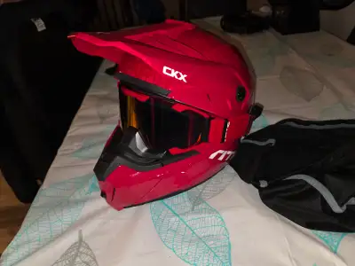 Complete snowmobile gear set. All brand new or only wore once. Ckx pants medium size Ckx jacket medi...