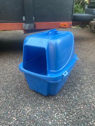 Free. Standard tall litter with lid.
