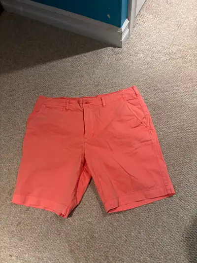 Like new Woman's XL American Eagle shorts, View more