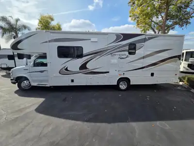 Reduce to $59,000 CAN Length 29ft Tires- NEW Chassis- FORD E450 SUPERDUTY Engine- 6.8 LITER V-010 30...