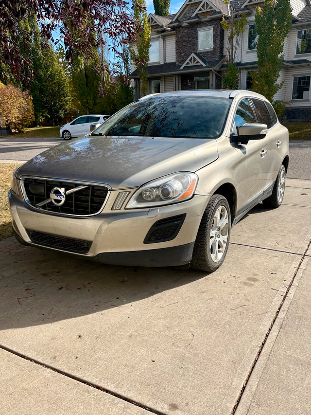2012 Volvo XC60 T6 in Cars & Trucks in Calgary - Image 2