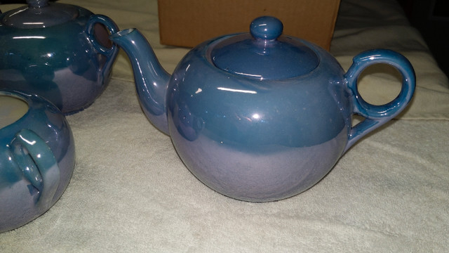 1930s Lusterware teapot, sugar and cream  in Arts & Collectibles in Winnipeg - Image 2