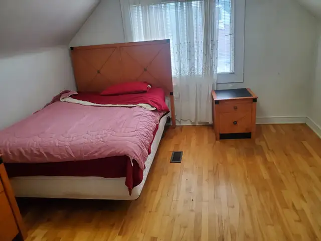 Beautiful Rooms for Rent close to algonquin, Ottawa U, Downtown in Room Rentals & Roommates in Ottawa - Image 4