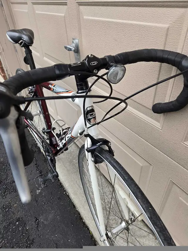 Opus Fidelio road bike  in Road in Barrie - Image 4