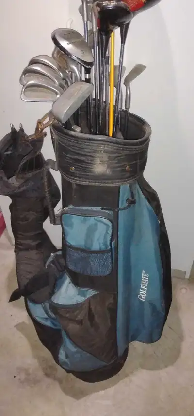 Full Set of RH Golf Clubs in Bag, View more