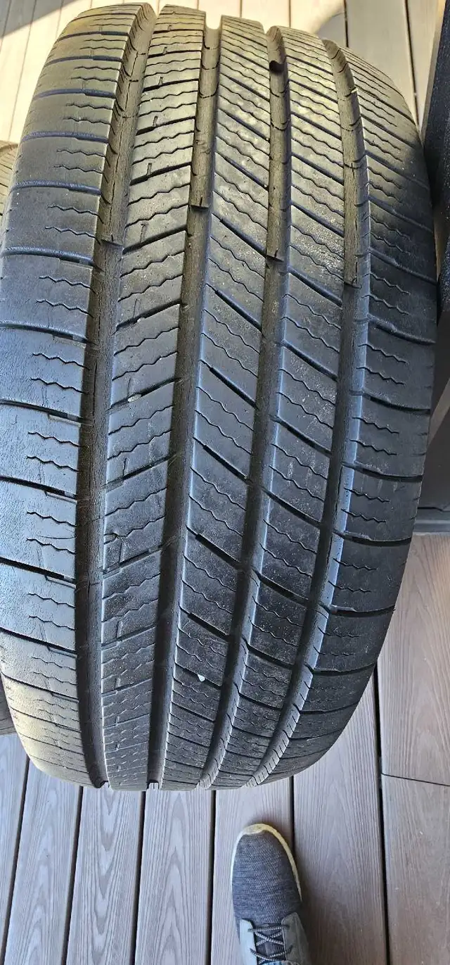 Michelin Defender 225/65R17 all-season tires in Tires & Rims in Oshawa / Durham Region - Image 4
